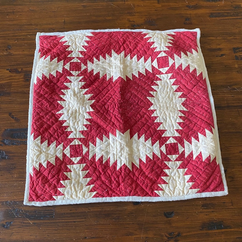 Chaps Home Red White Pineapple Quilted Pillow Sham 20x20 Floral Reverse